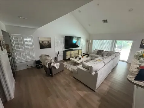 8265 SW 176th Terrace Palmetto Bay FL 33157