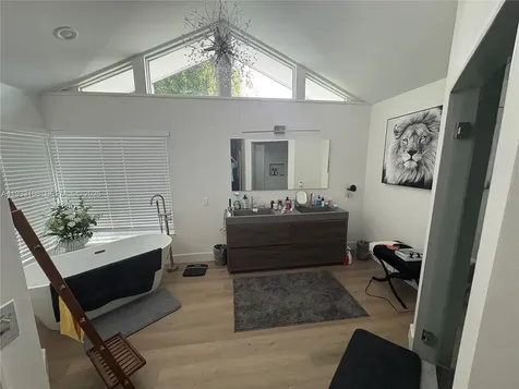 8265 SW 176th Terrace Palmetto Bay FL 33157