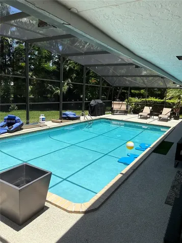 8265 SW 176th Terrace Palmetto Bay FL 33157
