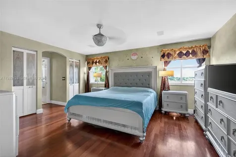 1162 Fairfield Meadows Drive Weston FL 33327