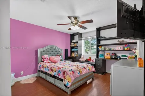 1162 Fairfield Meadows Drive Weston FL 33327
