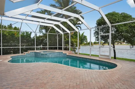1162 Fairfield Meadows Drive Weston FL 33327