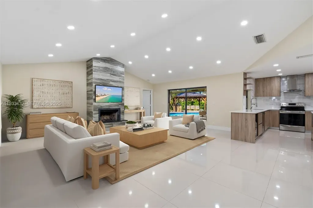 2026 NW 81st Avenue Coral Springs FL 33071