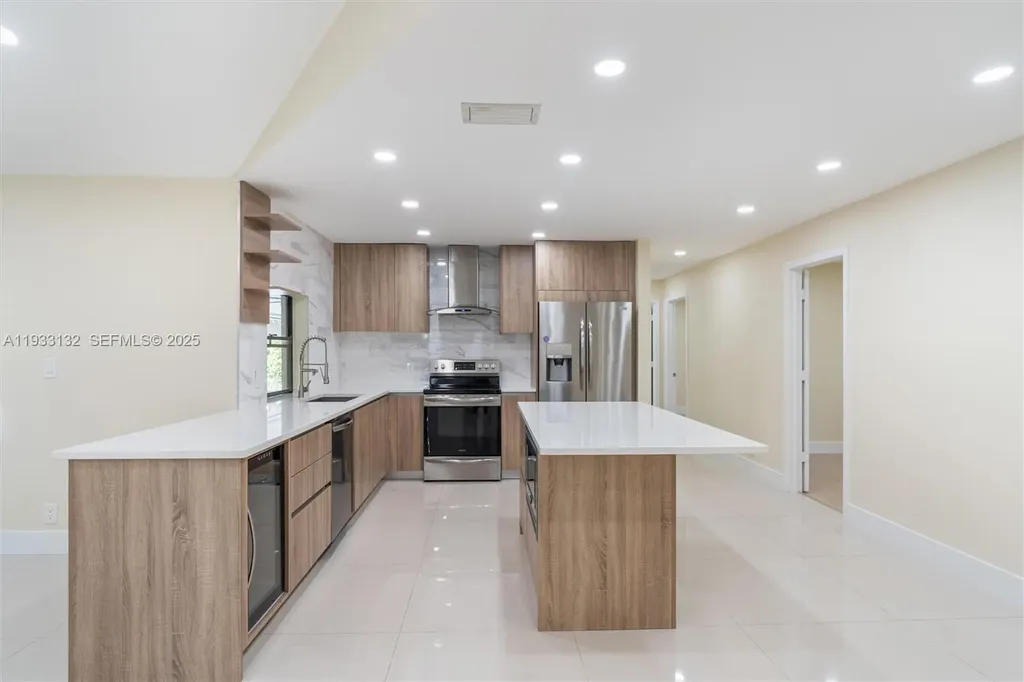 2026 NW 81st Avenue Coral Springs FL 33071