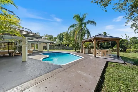2026 NW 81st Avenue Coral Springs FL 33071