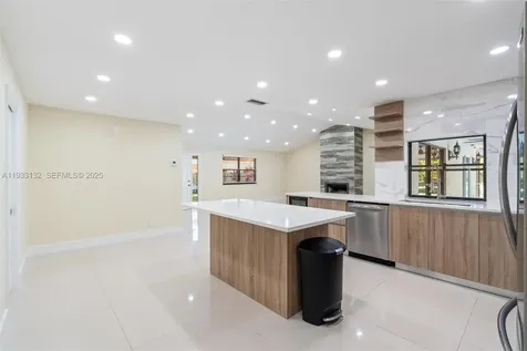 2026 NW 81st Avenue Coral Springs FL 33071
