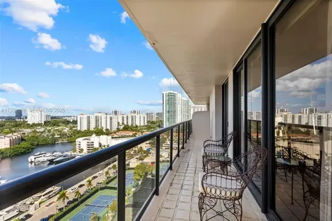 19667 Turnberry Way Aventura FL 33180