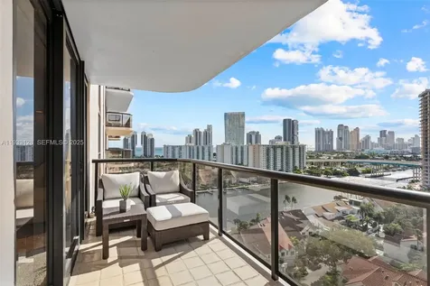 19667 Turnberry Way Aventura FL 33180