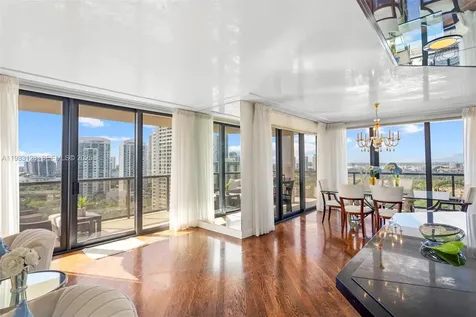 19667 Turnberry Way Aventura FL 33180