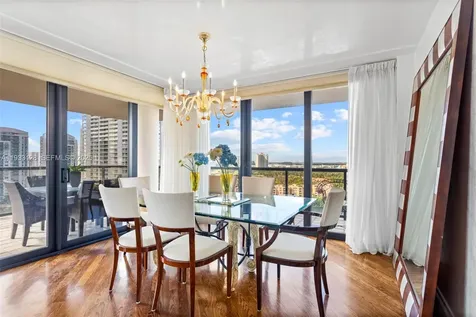 19667 Turnberry Way Aventura FL 33180