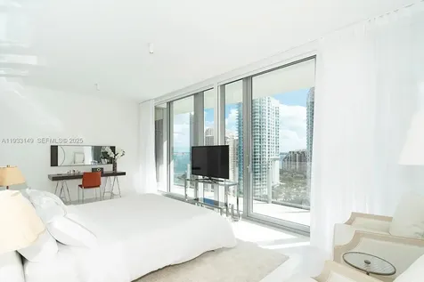 300 Biscayne Boulevard Way Miami FL 33131