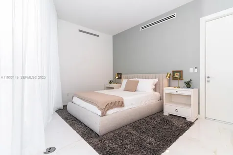 300 Biscayne Boulevard Way Miami FL 33131