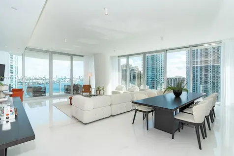 300 Biscayne Boulevard Way Miami FL 33131