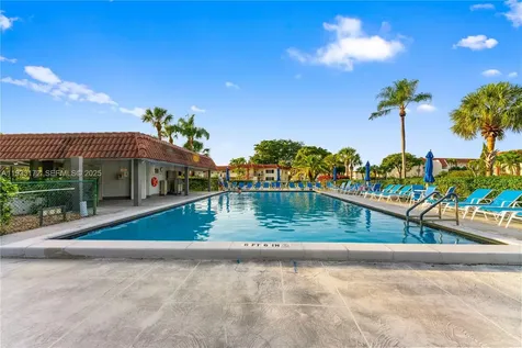 8901 S Hollybrook Boulevard Pembroke Pines FL 33025
