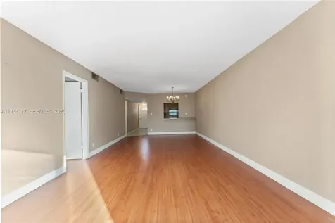 8901 S Hollybrook Boulevard Pembroke Pines FL 33025