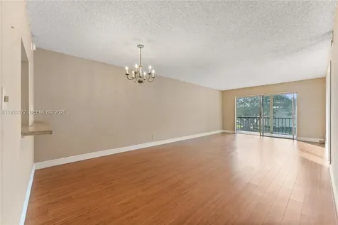 8901 S Hollybrook Boulevard Pembroke Pines FL 33025