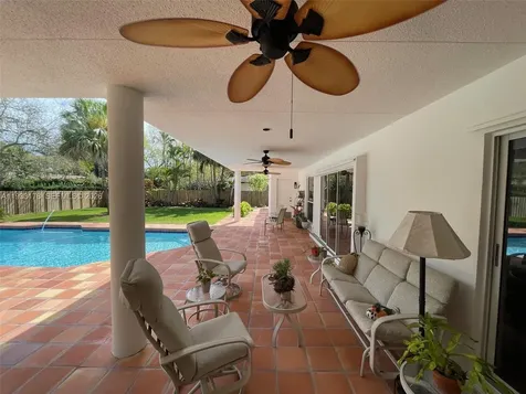 17025 SW 80th Court Palmetto Bay FL 33157