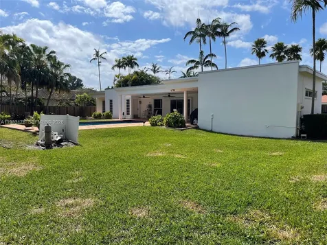 17025 SW 80th Court Palmetto Bay FL 33157