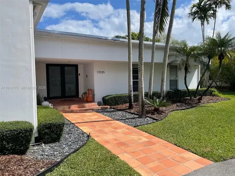 17025 SW 80th Court Palmetto Bay FL 33157
