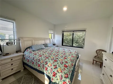 306 NW 11th Court Florida City FL 33034