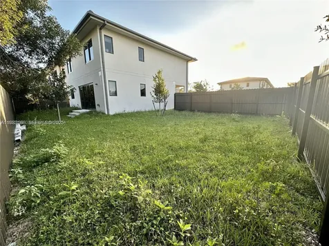 306 NW 11th Court Florida City FL 33034