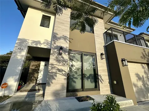 306 NW 11th Court Florida City FL 33034