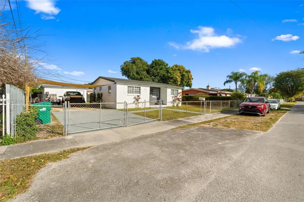 7625 NW 14th Court Miami FL 33147
