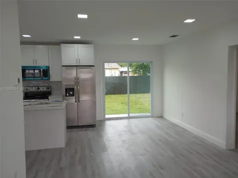 7625 NW 14th Court Miami FL 33147