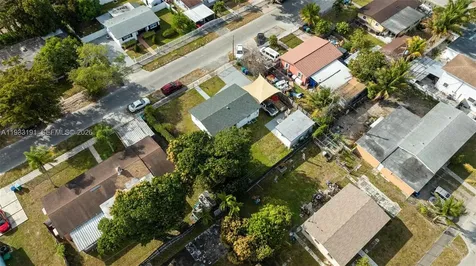 7625 NW 14th Court Miami FL 33147