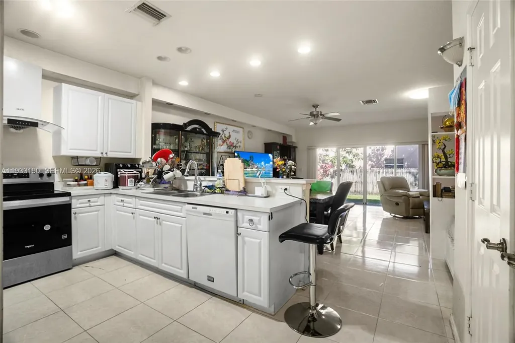 4403 NW 115th Avenue Coral Springs FL 33065