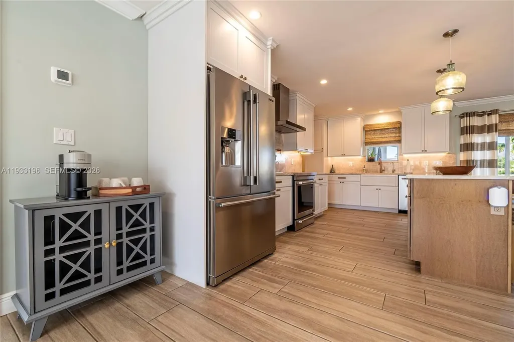 2832 NE 34th Street Lighthouse Point FL 33064