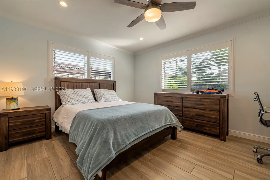 2832 NE 34th Street Lighthouse Point FL 33064