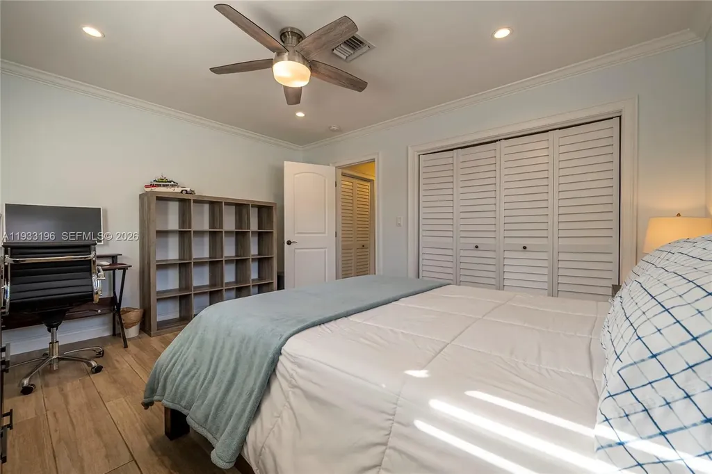 2832 NE 34th Street Lighthouse Point FL 33064