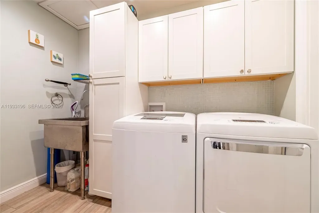 2832 NE 34th Street Lighthouse Point FL 33064