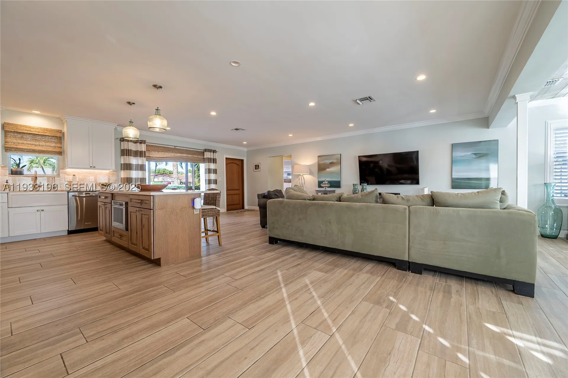 2832 NE 34th Street Lighthouse Point FL 33064