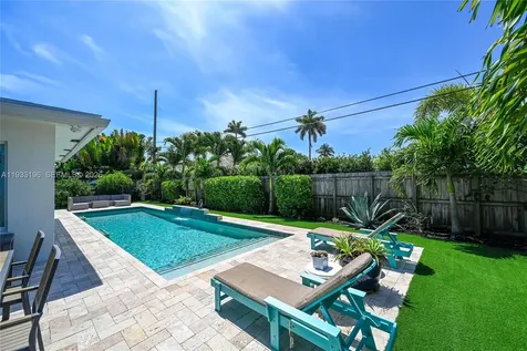 2832 NE 34th Street Lighthouse Point FL 33064