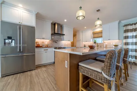 2832 NE 34th Street Lighthouse Point FL 33064