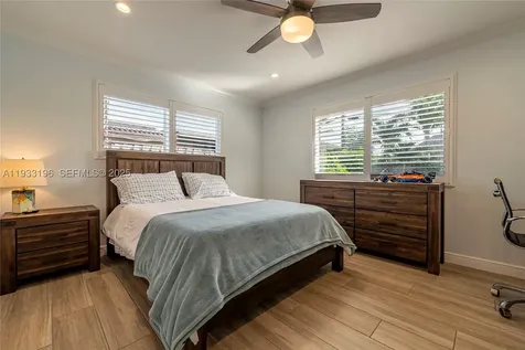 2832 NE 34th Street Lighthouse Point FL 33064