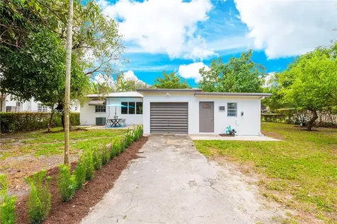 339 Falcon Avenue Miami Springs FL 33166