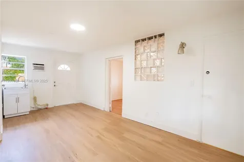 339 Falcon Avenue Miami Springs FL 33166