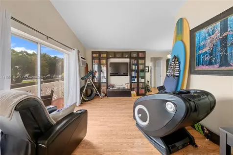 8040 Tatum Waterway Drive Miami Beach FL 33141