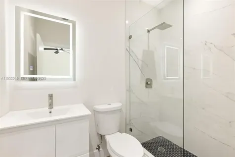 6852-6850 NW 4th Avenue Miami FL 33150