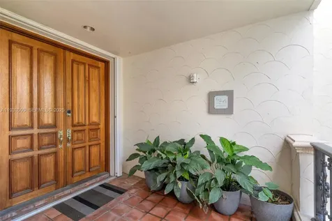 2124 Fisher Island Drive Miami Beach FL 33109