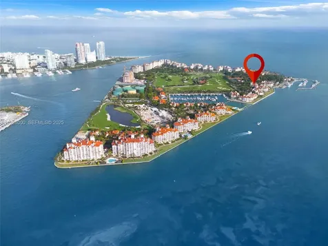 2124 Fisher Island Drive Miami Beach FL 33109