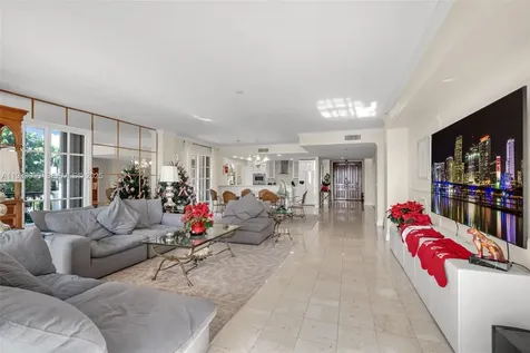 2124 Fisher Island Drive Miami Beach FL 33109