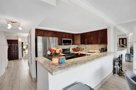 16478 NE 27th Place Eastern Shores FL 33160