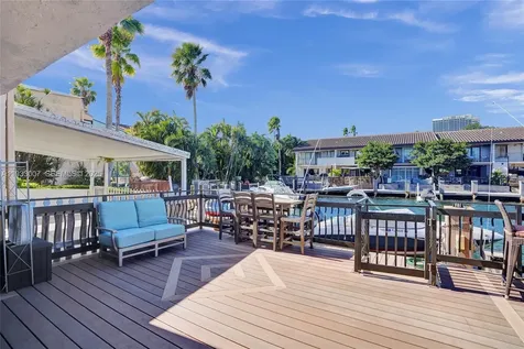 16478 NE 27th Place Eastern Shores FL 33160