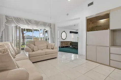 9764 Malvern Drive Tamarac FL 33321