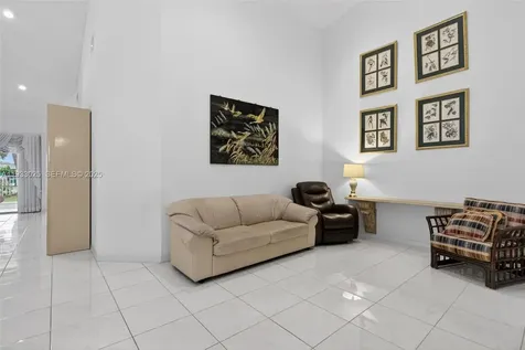9764 Malvern Drive Tamarac FL 33321