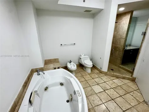18201 Collins Avenue Sunny Isles Beach FL 33160